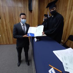 Universidad IVES felicita a Ángel Antonio Vásquez, por conseguir su título profesional